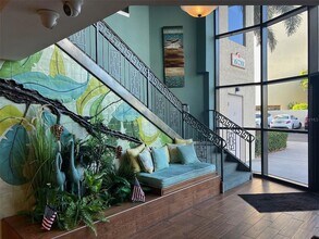 670 Island Way, Unit 400 in Clearwater, FL - Building Photo - Building Photo