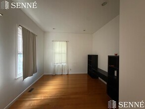 340 Franklin St, Unit 3 in Cambridge, MA - Foto de edificio - Building Photo