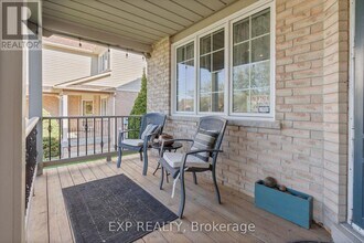 2906 Peacock Dr in Mississauga, ON - Building Photo - Building Photo
