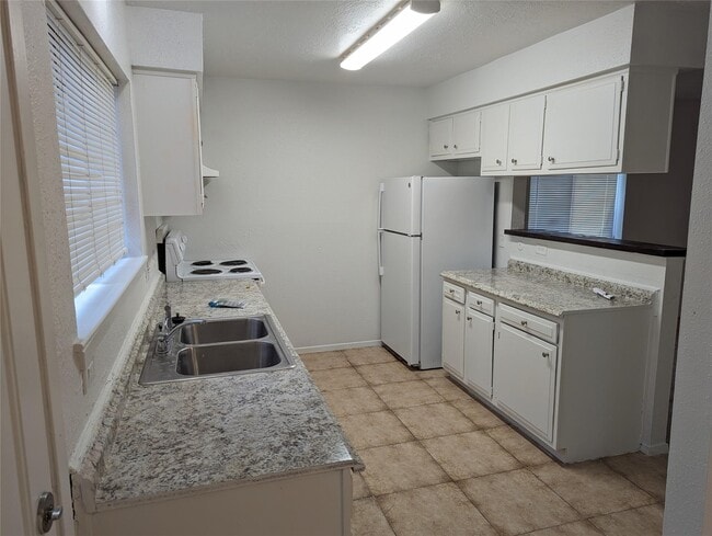 property at 5150 Prairie Ridge Rd