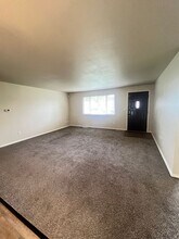1628 S Wallace St in Moses Lake, WA - Building Photo - Building Photo