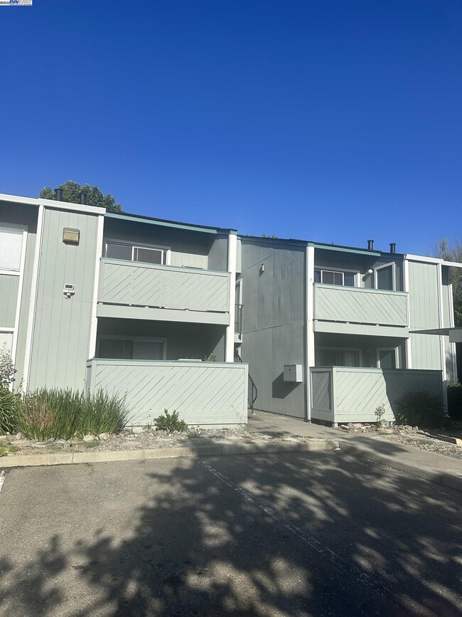 property at 3670 Silver Oaks Way