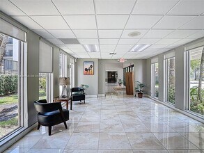 201 178th Dr in Sunny Isles Beach, FL - Building Photo - Building Photo