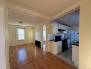 46 Church St in Beacon, NY - Building Photo - Building Photo