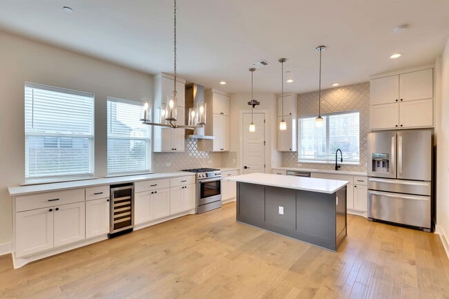 4500 Freedom Dr in Austin, TX - Building Photo - Building Photo