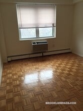185 Freeman St in Brookline, MA - Building Photo - Building Photo