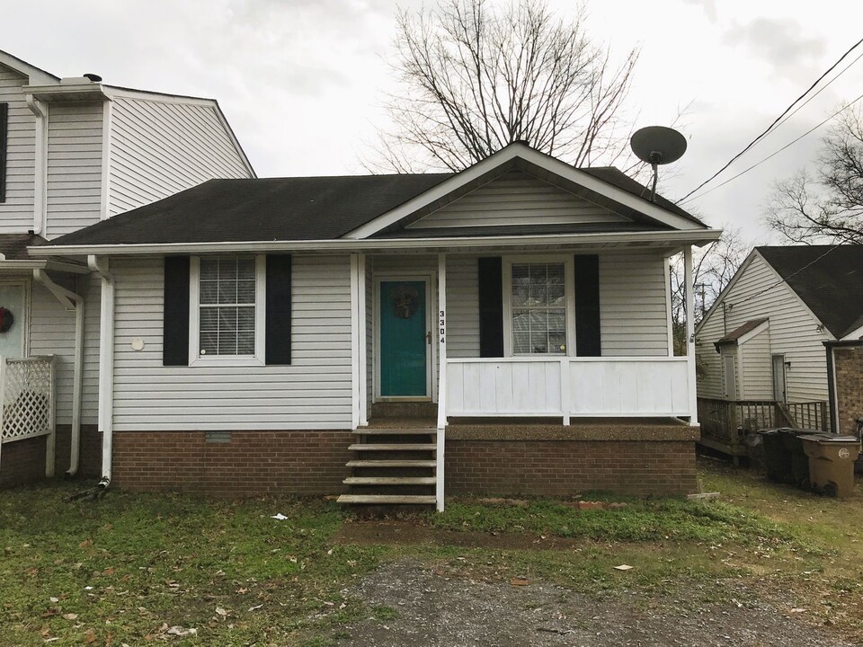 3304 Oak Trees Ct in Nashville, TN - Building Photo