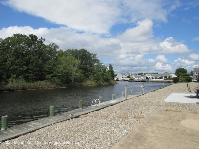 23 Osprey Ln, Unit 81 in Berkeley Township, NJ - Foto de edificio - Building Photo