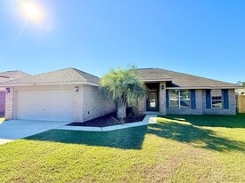5994 Autumn Pines Cir in Pace, FL - Building Photo