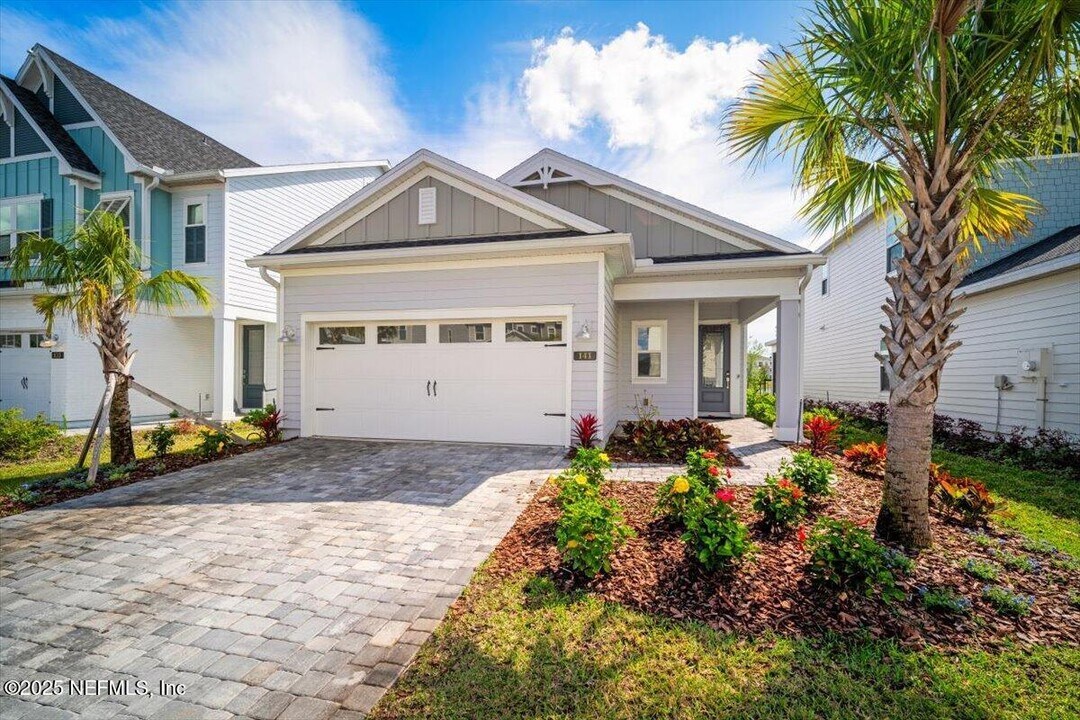 141 Killarney Ave in Saint Johns, FL - Building Photo