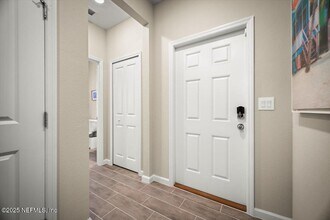 1255 Beach Dune Dr in Jacksonville, FL - Building Photo - Building Photo