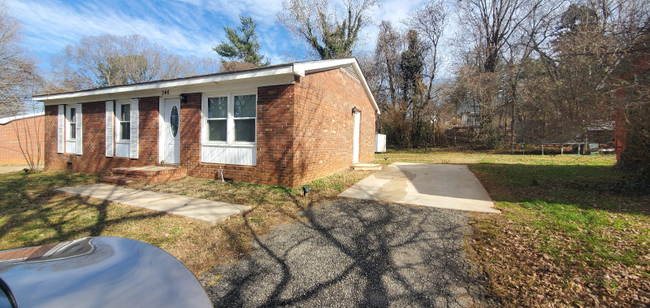 346 Harrill St in Statesville, NC - Building Photo - Building Photo