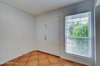 1012 8th St S in Jacksonville Beach, FL - Building Photo - Building Photo