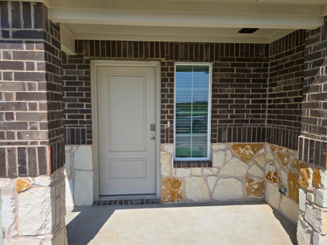 1604 Potomac Ln in Blue Ridge, TX - Building Photo - Building Photo