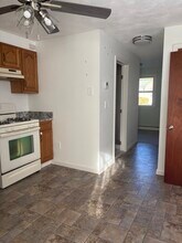 183 Walnut Hill Rd, Unit Left Side in Woonsocket, RI - Building Photo - Building Photo