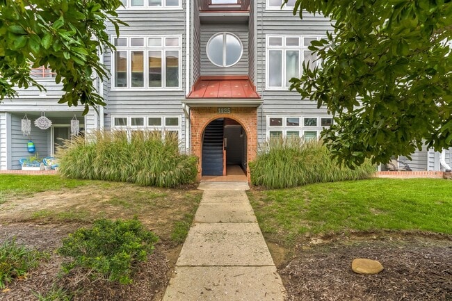 1127 Lake Heron Dr in Annapolis, MD - Building Photo - Building Photo