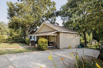 209 Mill St in Taylors, SC - Building Photo - Building Photo