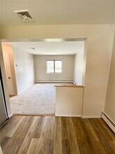 34 Roe Ave in Port Jefferson Station, NY - Building Photo - Building Photo