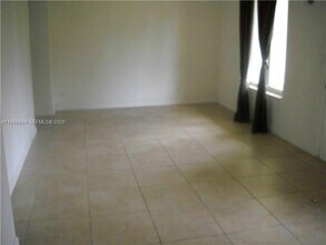 1040-1092 92nd St in Bay Harbor Islands, FL - Building Photo - Building Photo