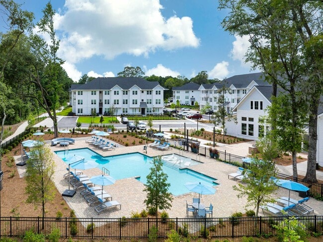 Stono Oaks in Johns Island, SC - Building Photo - Building Photo
