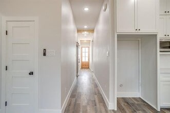 1406 Dorado Dr in Granbury, TX - Building Photo - Building Photo