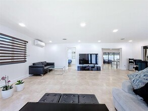 4226 Taylor St in Hollywood, FL - Building Photo - Building Photo