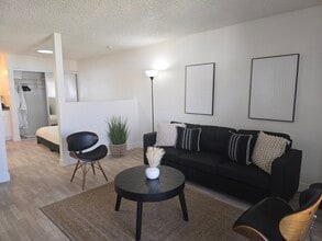 Sierra Park Apartments in Las Vegas, NV - Foto de edificio - Building Photo