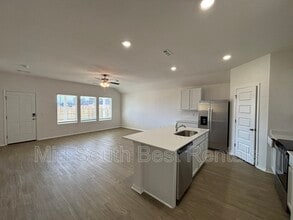 6432 Newark Dr in Bryant, AR - Building Photo - Building Photo