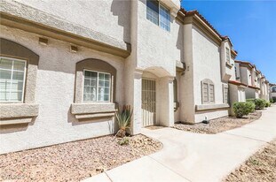 363 Seine Way in Henderson, NV - Building Photo