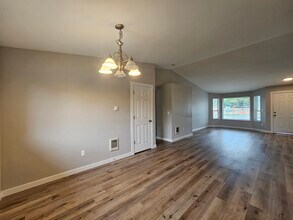 8505 44th Dr NE in Marysville, WA - Building Photo - Building Photo