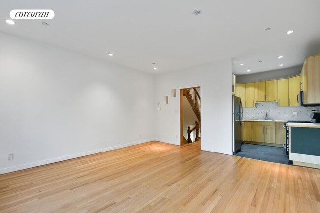 437 Prospect Pl in Brooklyn, NY - Foto de edificio - Building Photo
