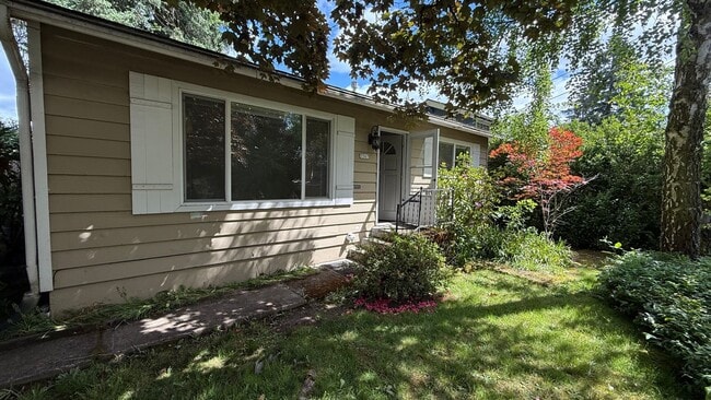 property at 3567 SW Hume St