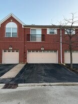 1137 Brent Rd in Northbrook, IL - Building Photo