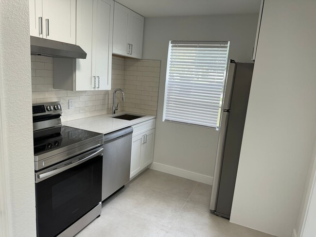property at 2300 E Crystal Lake Ave