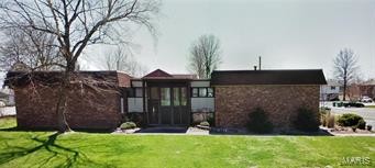 1 Sunset Dr in Freeburg, IL - Building Photo