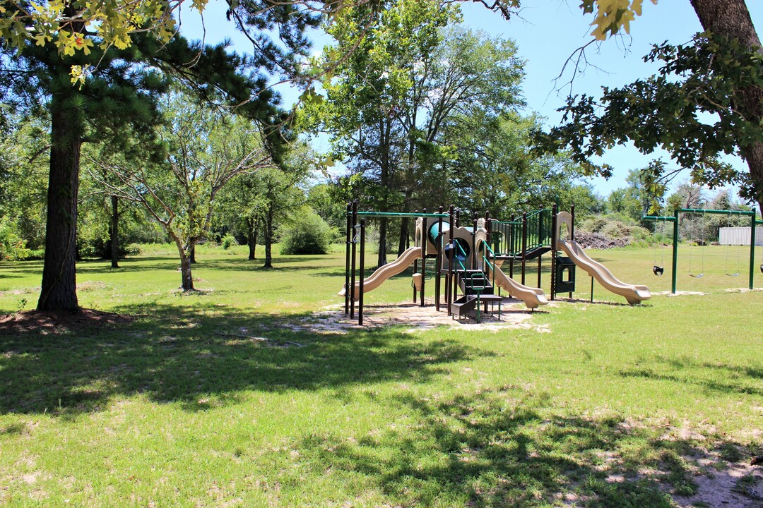 38356 Park View Dr in Hempstead, TX - Building Photo