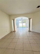 16500 SW 37th St in Miramar, FL - Building Photo - Building Photo