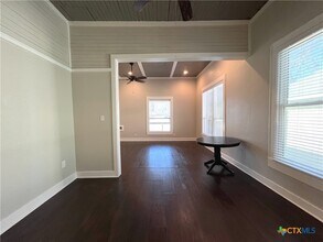 111 N 5th St in Temple, TX - Building Photo - Building Photo