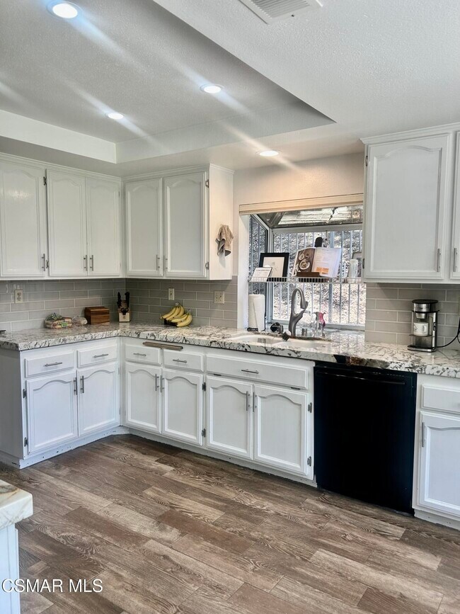 5422 Isabella Ct in Agoura Hills, CA - Building Photo - Building Photo