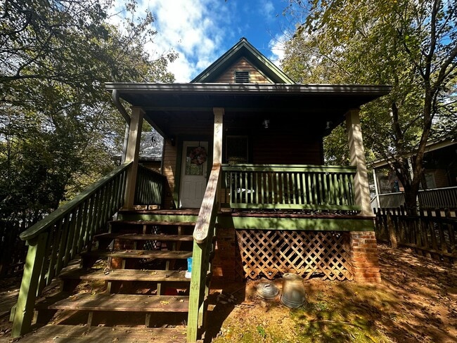 property at 229 S Rocksprings St