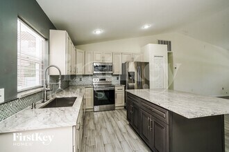 8451 Caloosa Rd in Ft. Myers, FL - Building Photo - Building Photo