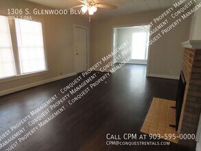 1306 S Glenwood Blvd in Tyler, TX - Building Photo - Building Photo