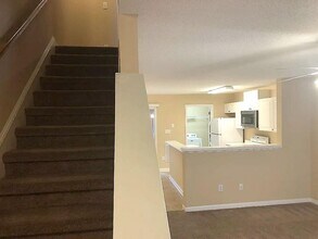 6716 Bryant St in Myrtle Beach, SC - Foto de edificio - Building Photo