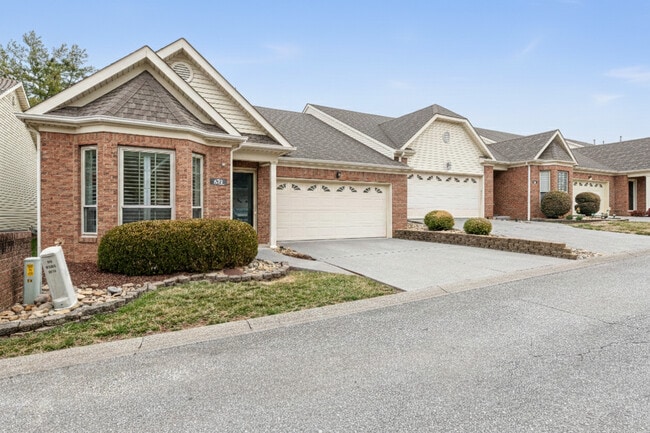 632 Applegate Ln in Knoxville, TN - Building Photo - Building Photo