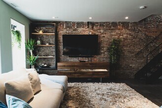 331 South St in Philadelphia, PA - Building Photo - Building Photo