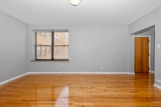 7203 S Yates Blvd in Chicago, IL - Building Photo - Building Photo