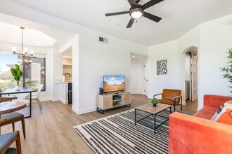 15608 N 71st St in Scottsdale, AZ - Building Photo - Building Photo