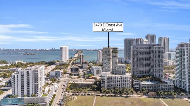 3470 E Coast Ave, Unit # H2010 in Miami, FL - Foto de edificio - Building Photo
