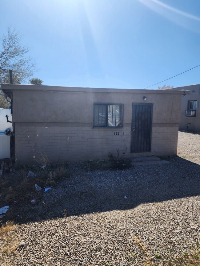 322 E Ajo Way Rentals in Tucson, AZ