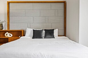 45 NE 3rd Ave, Unit SI FL6-ID1044510P in Miami, FL - Building Photo